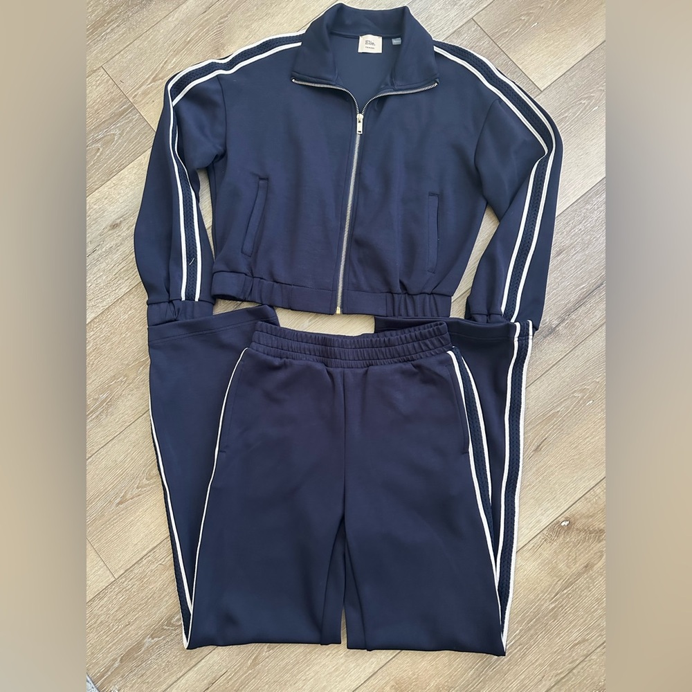 Elie Tahari 2 piece set
